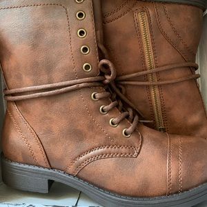 Brand new combat style boots.
